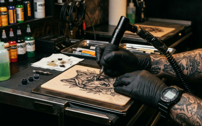 Piel sintética para tatuar: cómo elegirla y sacarle partido de verdad